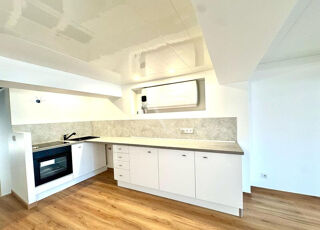  Immeuble à vendre 7 pièces 205 m²