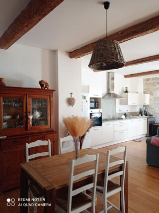  Appartement à louer 3 pièces 79 m²