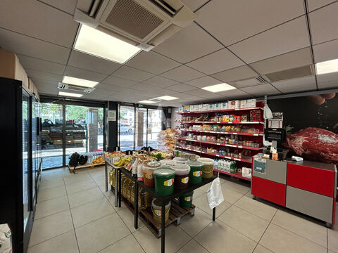  Fonds de commerce / boucherie - petite épicerie 110m2 environ secteur Moulin à Vent! 