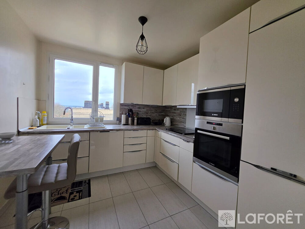 Location Appartement Appartement Beauvais 4 pièce(s) 75.79 m2 Beauvais