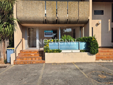 Local commercial 30m2, &agrave; louer, proche Lyc&eacute;e St Exup&eacute;ry, Saint Raphael 940 83700 Saint raphael