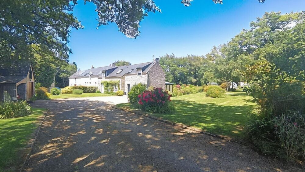 Vente Maison Longère à vendre à Saint Ave 4 chambres située dans un environnement exceptionnel. Saint ave