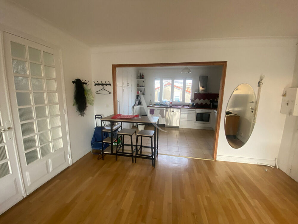 Vente Appartement Appartement Drancy 4 pi�ce(s) 79.75 m2 au pied du RER Le Bourget Drancy