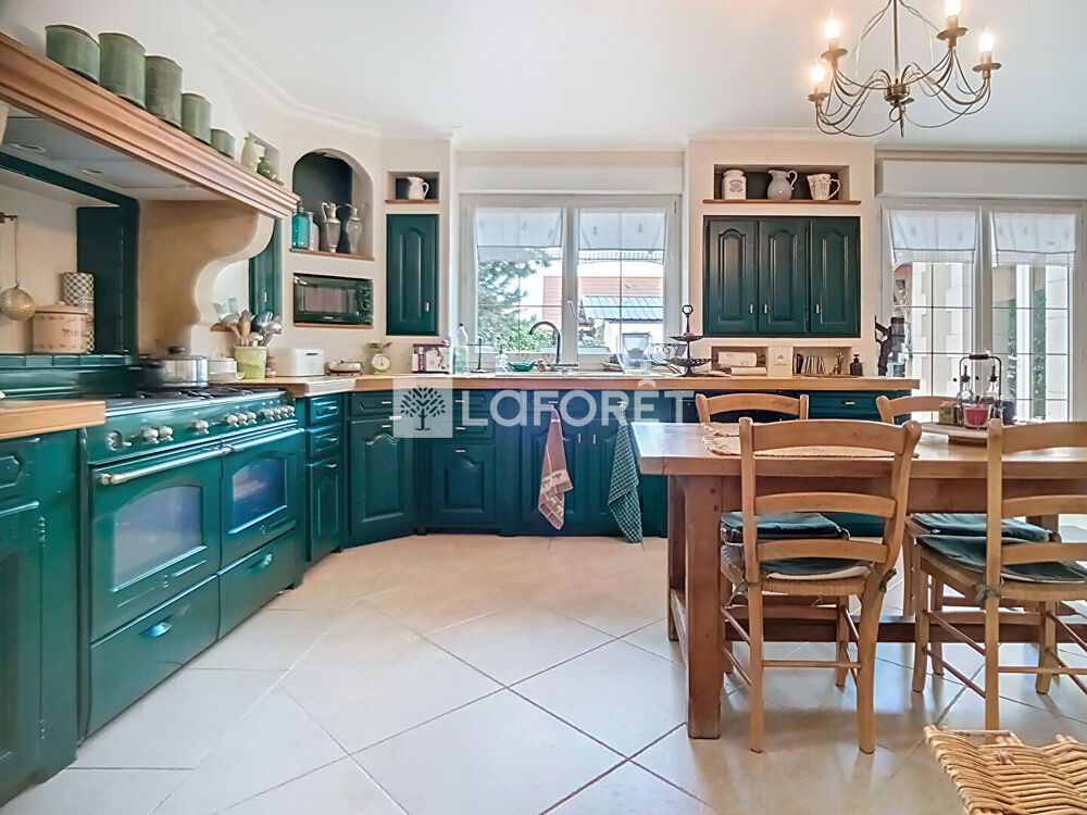 VENTE : maison de 6 pièces (273 m²) à CAUDEBEC LES ELBEUF