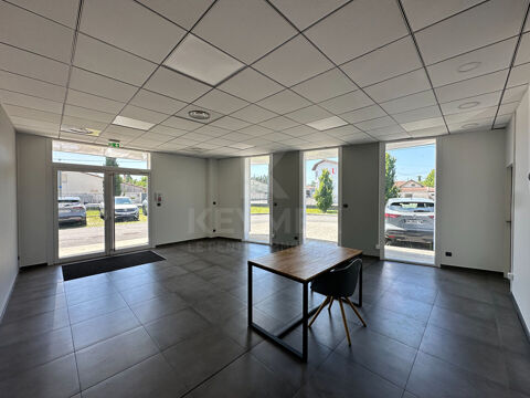 Bureaux Eysines 55.70 m2 770 33320 Eysines