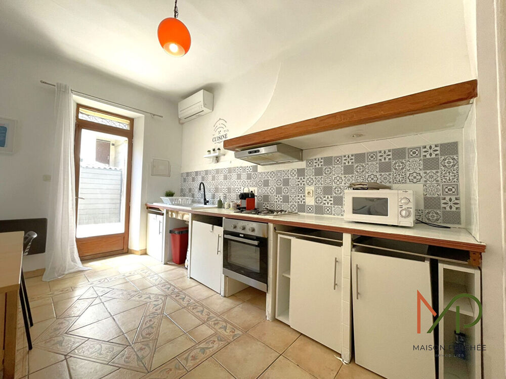 Vente Maison Maison fond de cour 102 m2 avec terrasse de 48 m² et parking privatif Marseille 3