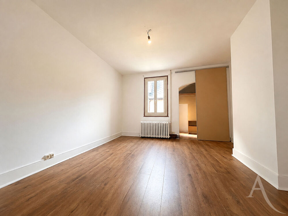 Vente Maison Maison de ville atypique de 62 m² en plein coeur du centre-ville ! Bourges