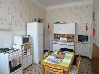  Immeuble à vendre 9 pièces 200 m²