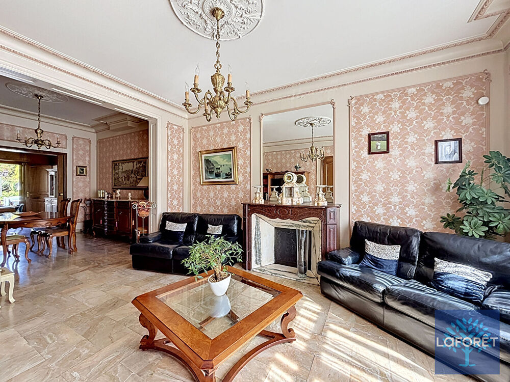 Maison 12 pièces 220 m² · à Valenciennes · 220 m² · 355 000 €