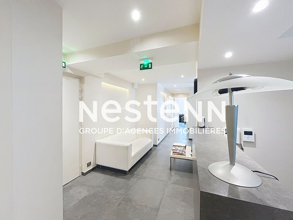   Locaux Professionnels modernes avec 4 Bureaux de 80m² Av Roosevelt - 69500 BRON 