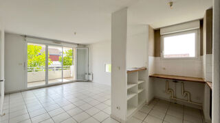  Appartement à louer 2 pièces 40 m²