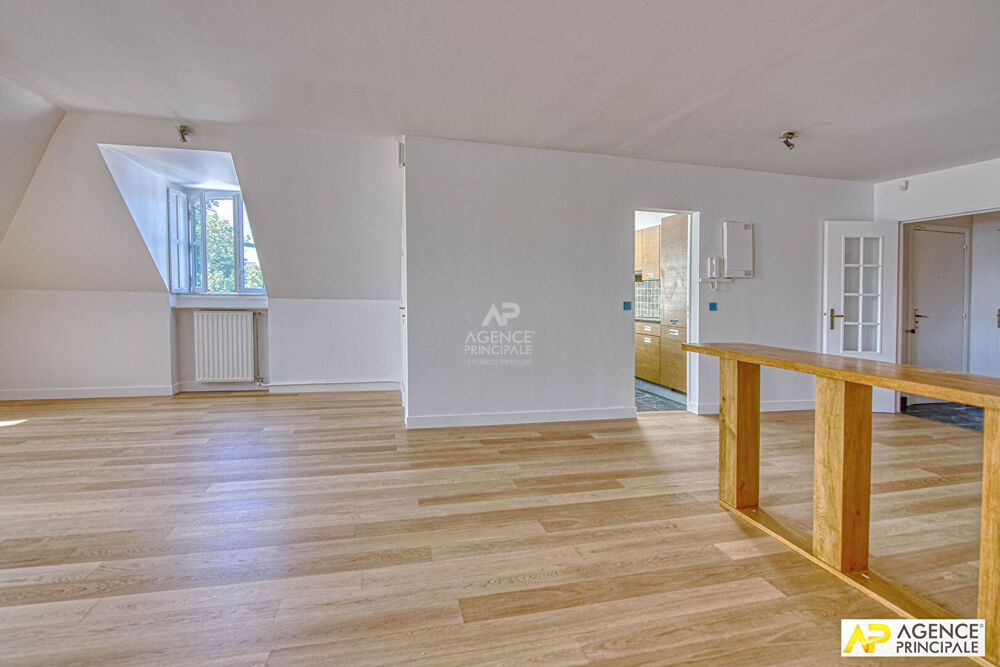� vendre  Appartement Versailles (78000)