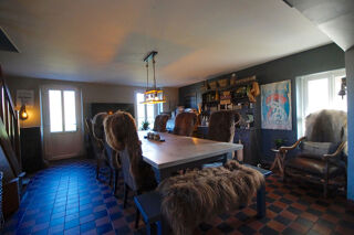  Villa  vendre 13 pices 358 m