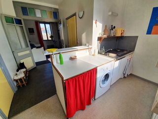  Immeuble à vendre 7 pièces 185 m²