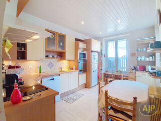  Maison à vendre 7 pièces 192 m²