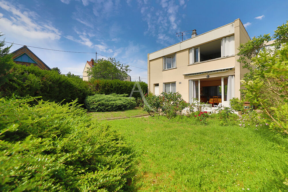 Vente Maison Maison Chatou 3 chambres, parcelle 400 m² Chatou