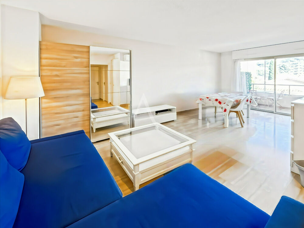 Location Appartement Appartement Le Cannet 2 pièces 42.18 m2 Meublée Le cannet
