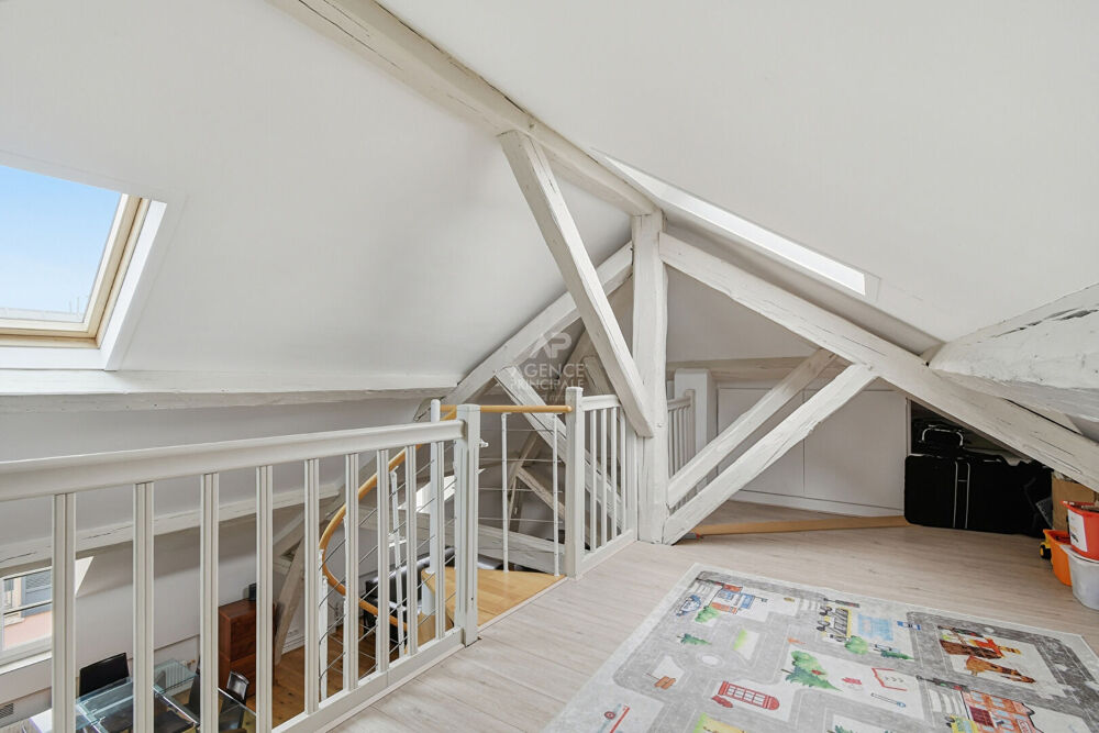 Vente Appartement Appartement Saint Germain En Laye 6 pièces  - hyper centre - 120 m2 Saint germain en laye