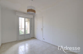  Appartement à louer 2 pièces 44 m²