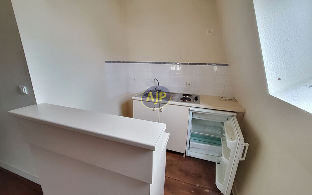 Location Appartement Appartement Pontivy 1 pièce 25.56 m2 Pontivy