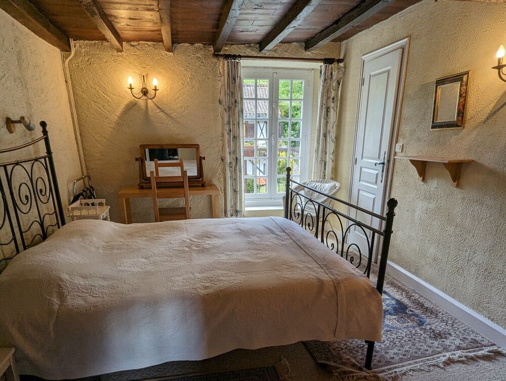 � vendre  Maison La Bastide-de-S�rou (09240)