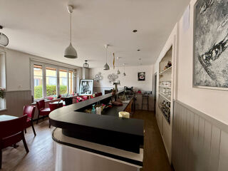  Maison  vendre 13 pices 330 m