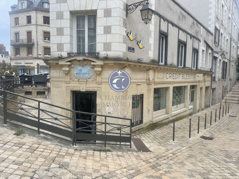 Local commercial Blois 70 m2 194200 41000 Blois