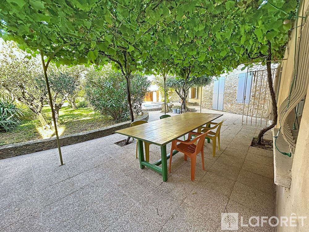 Vente Maison UCHAUX - Maison avec charme, 5 chambres, jardin 1000m² avec piscine Uchaux