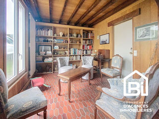  Maison à vendre 10 pièces 260 m²