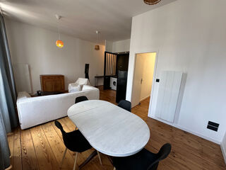  Appartement à louer 2 pièces 46 m²