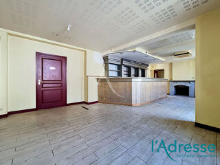  Maison � vendre 8 pi�ces 183 m� Montjean