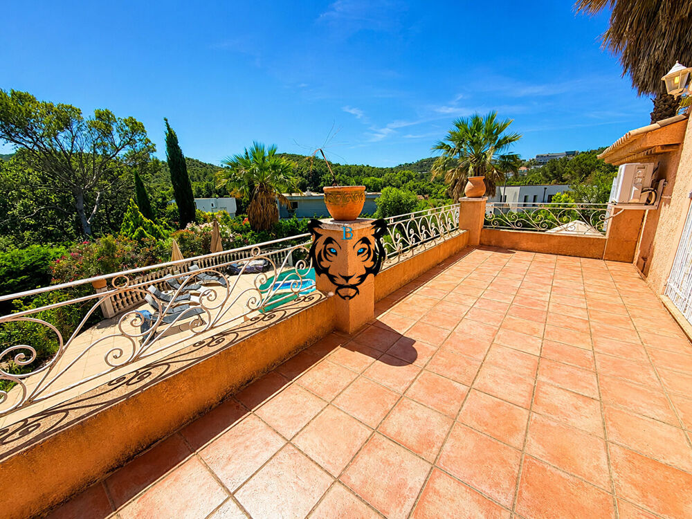 à vendre  Maison Saint-Raphaël (83700)