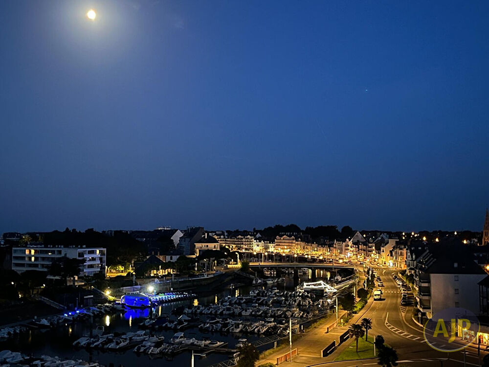 LE POULIGUEN - 85 m² dernier étage avec vue imprenable sur le port de plaisance