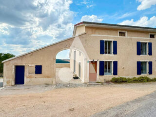 Maison à louer 4 pièces 142 m²