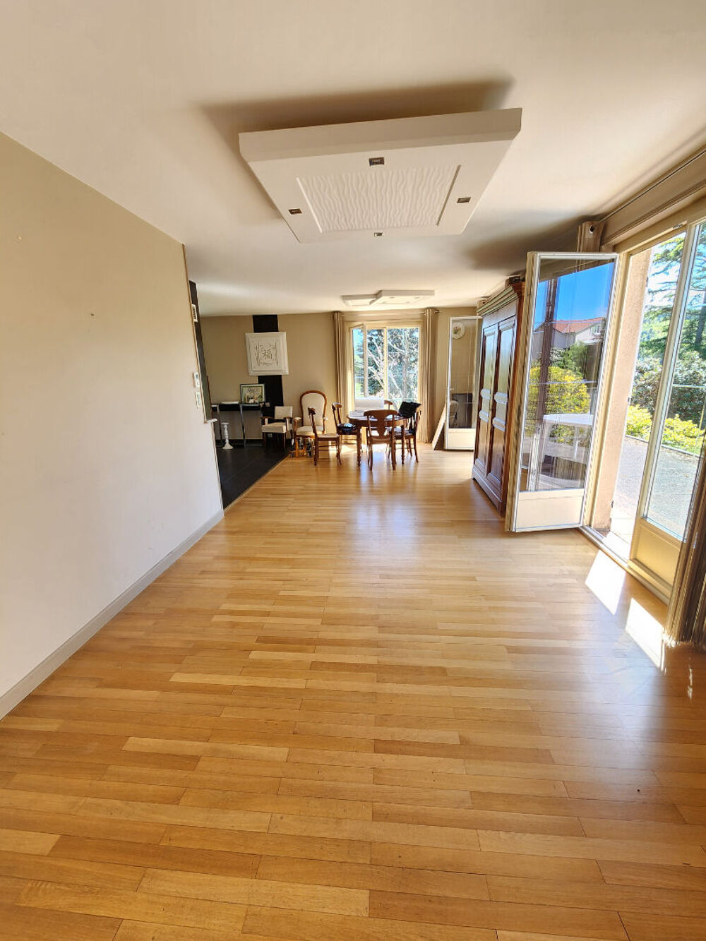 Maison Ecotay L Olme 5 pièce(s) 145m²