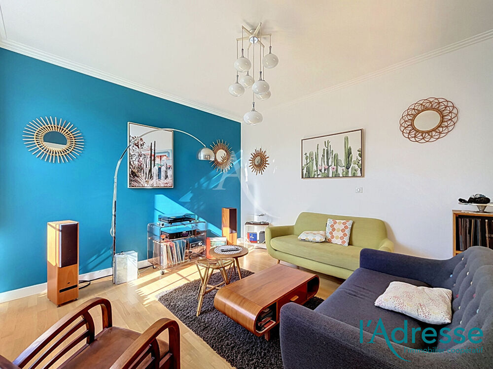 Vente Maison LAVAL PROCHE DES QUAIS - MAISON DE VILLE  AVEC JARDIN Laval