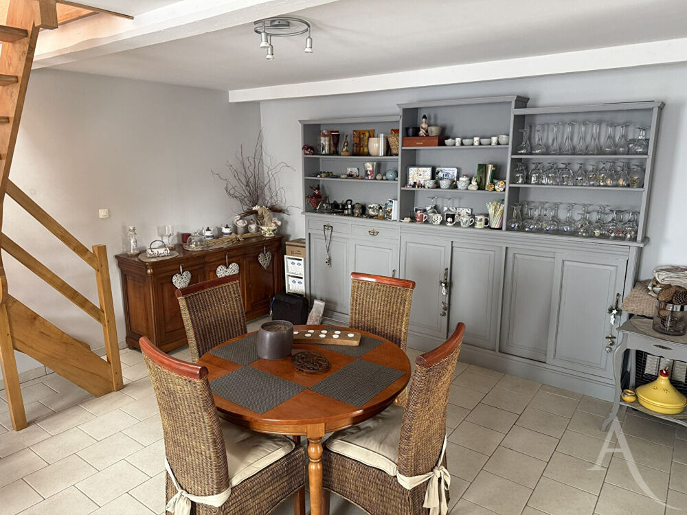Maison mitoyenne - 3 pièce(s) - BLENDECQUES - 80 m²