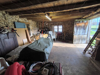  Remise / Grange � vendre 1 pi�ce 666 m� Saint caprais