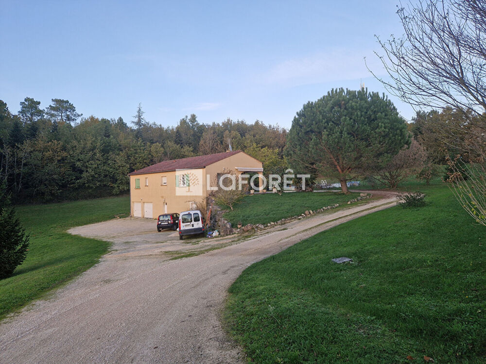 Vente Maison Gourdon, Plain pied en excellent état, 4 chambres à 5 mn du centre ville. Le vigan