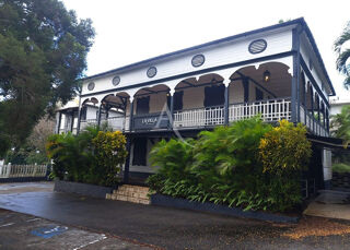  Villa � vendre 10 pi�ces 