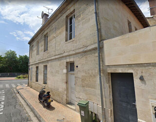  Immeuble � vendre 251 m�