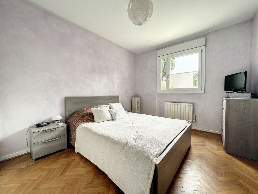 Vente Appartement A seulement 15 minutes du centre ville de Lyon, au centre de Champagne au Mont d'Or, Appartement en rez de jardin, 3 pièces de 7 Champagne au mont d or