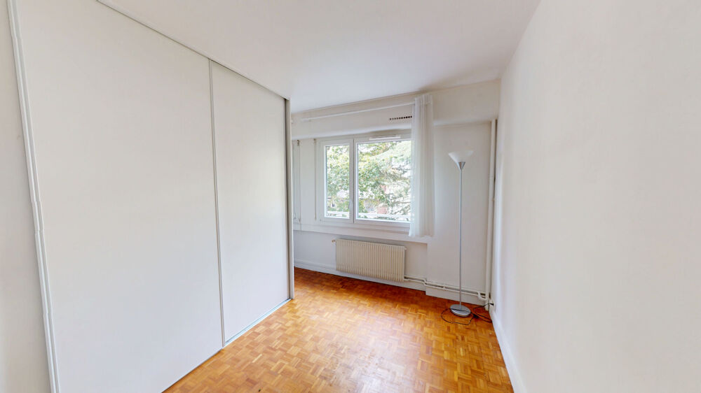 VILLEMOMBLE, studio de ... m2