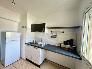  Appartement à louer 4 pièces 84 m²