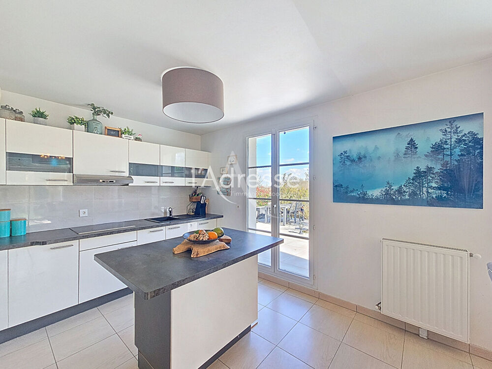 � vendre  Maison Magny-le-Hongre (77700)