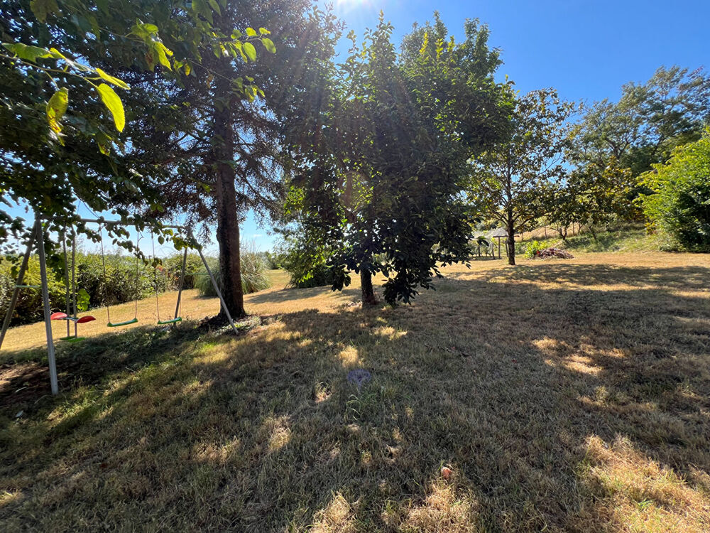 Propriété Caussade - Belle bâtisse de 310 m² sur plus d'un hectare
