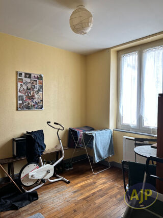  Appartement à louer 3 pièces 57 m²