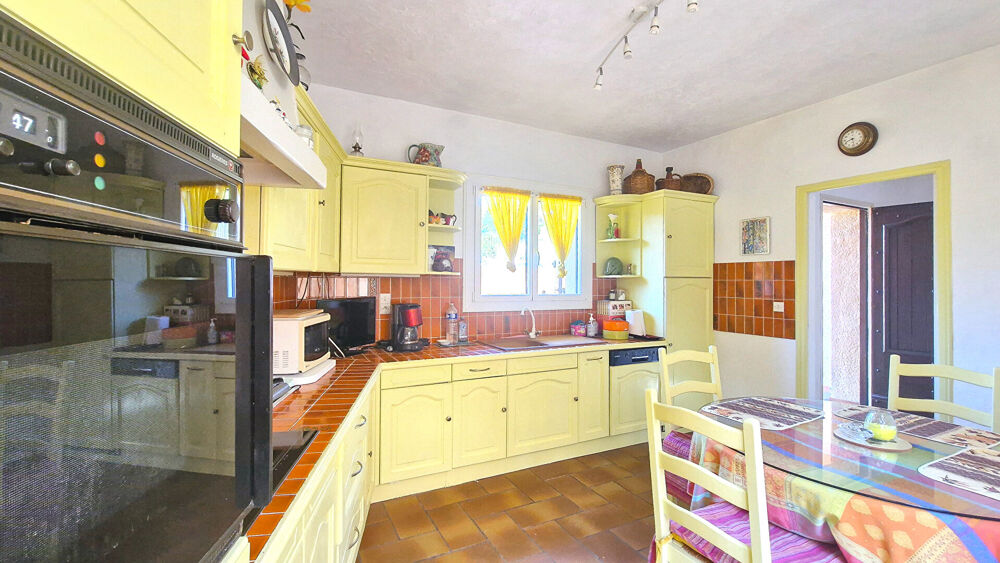 Vente Maison Maison Frejus 3 pièce(s) 110.65 m2 + sous-sol 118m² environ Frejus