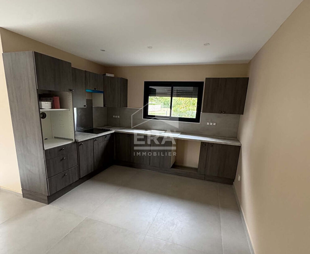 Maison individuelle neuve 5 pièces à vendre à 24700 montpon menesterol 33660 saint seurin sur l'ilse