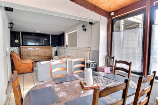  Maison à vendre 13 pièces 265 m²